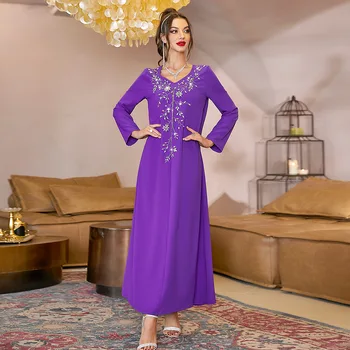 Deep Purple Kvetinový Vyšívané Abaya Strany Kaftan Handsewn Kamienkami Ramadánu Moslimských arabčina Dubaj Dlhé Šaty Abaya pre Ženy