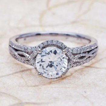 Trendy Európskych a Amerických módnych medi vykladané zirkón pol krúžok plný diamantový prsteň svadobné šperky, zásnubné