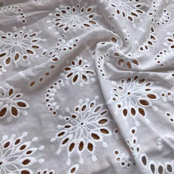 Čistá Bavlna Očká Čipky Textílie francúzsky Duté z Textílie Mäkké Letné Šaty textílie Pre DIY šaty čipky hore Normálny biely 1 yard